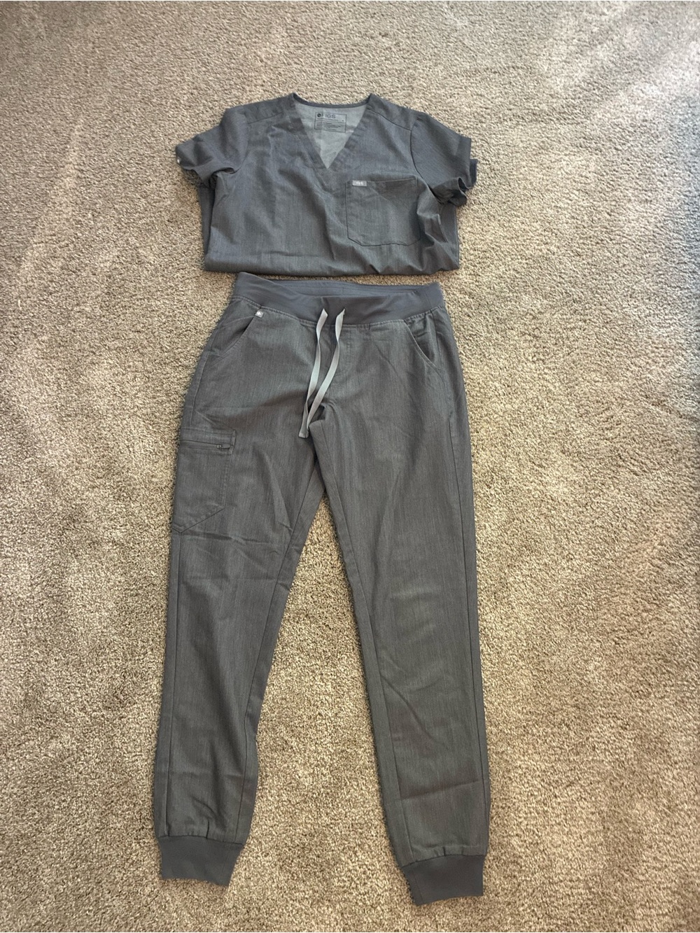 Like new Figs Gray Jogger Scrub Pants